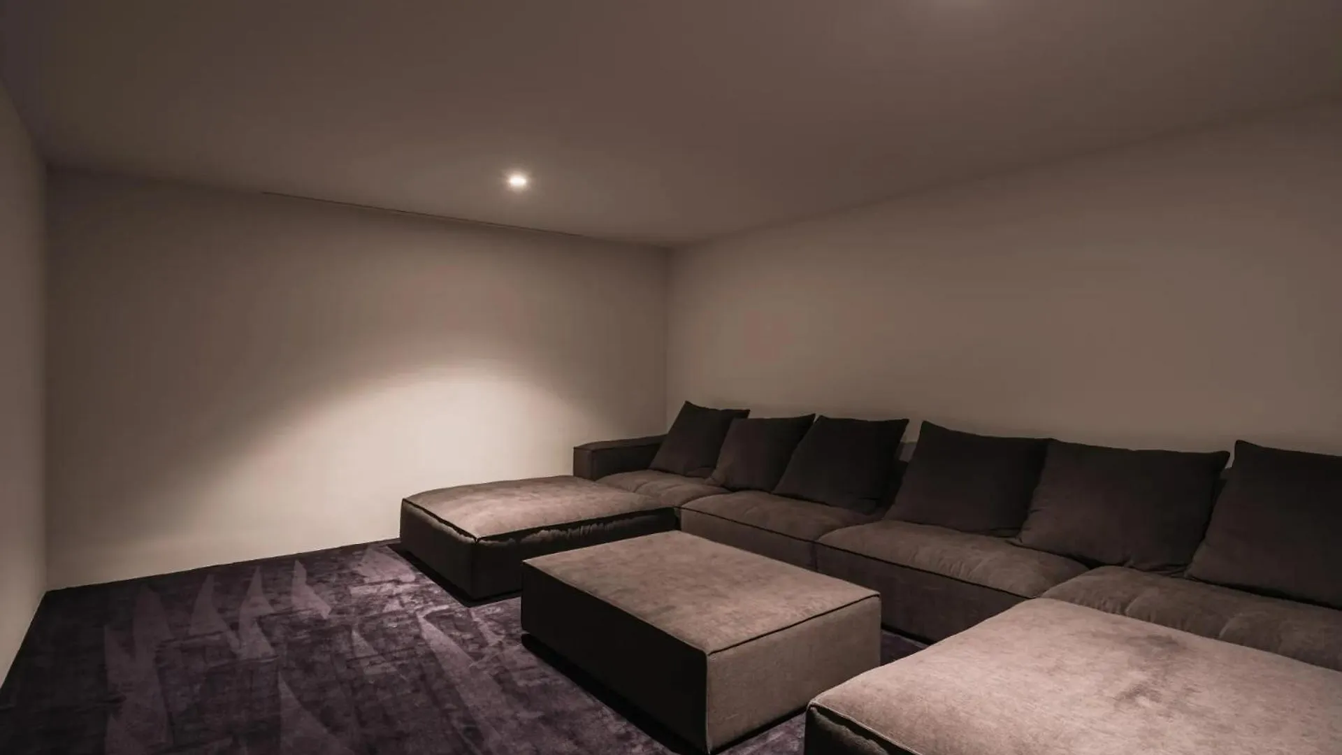Villa Budapest Эстепона 0*,